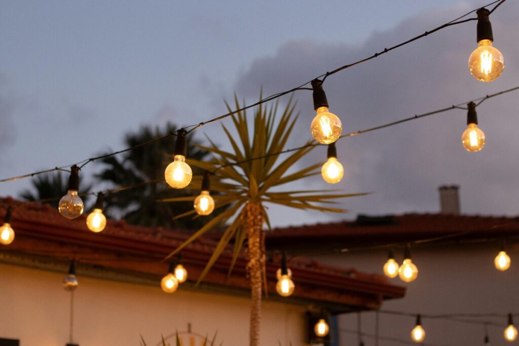diferencias entre iluminación exterior led, halógena y solar