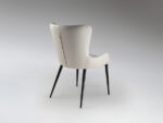 silla blanca schuller